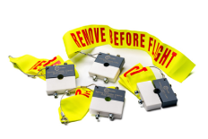 H-60 S-70 HH-60 MH-60 SH-60 H60 S70 HH60 MH60 SH60 Blackhawk Tools Maintenance PMI Reduce tail rotor damage Prevent tail rotor drop hazard Improve rotor system safety Pitch Beam Extractor HTR-PBE-1 PBP-60-AA Blackhawk fleet readiness Helicopter mission readiness HTR-SPCC-1 SCC-60-AA